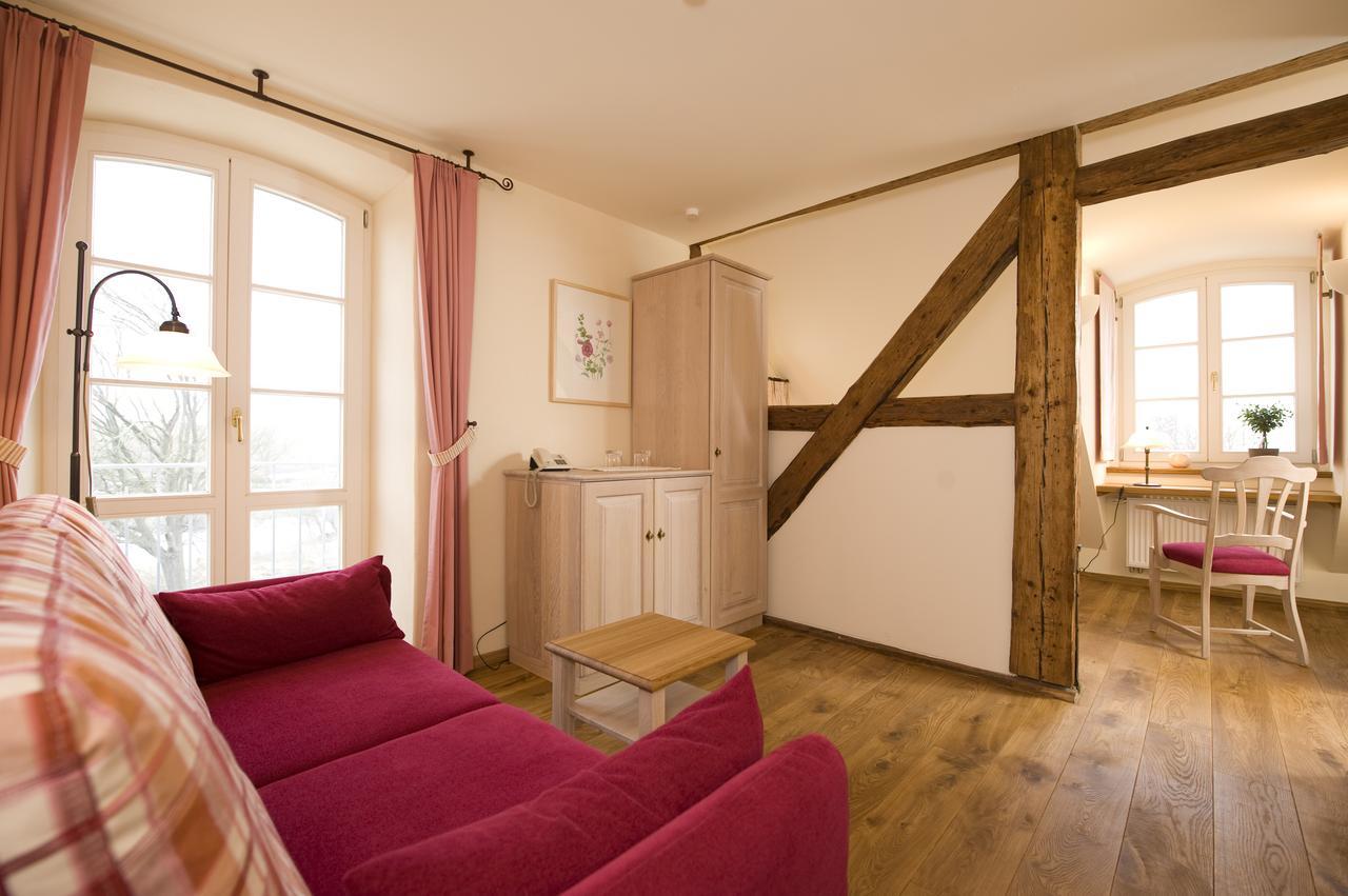 Hotel Gutshaus Parin - Bio- Und Gesundheitshotel Moor-Rolofshagen ภายนอก รูปภาพ